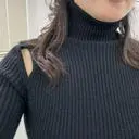 원단 부드럽고 예뻐요
소매 끝단이 올이 깨끗하게 마감이