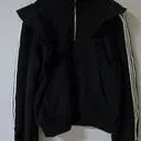 원단도 보플이 잘 일어나지 않는 원단이고
기모도 두툼해