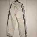 이옷은 셋트된 상의랑 셋트해야 상의도 하의도 빛을 발할