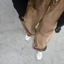 바지 너무 마음에 들어요~~ 
색깔이랑 핏이 ㅎㅎ 굿 