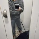 배송은 쫌 걸렸지만 옷은 예쁘네요 역시 줄로그 입니다 