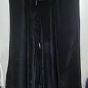 벨벳은 블렉이 젤 고급지네요. 작년에 잘입고 재주문했어