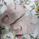 연핑크 퍼 색상이 너무 이뻐요. 왕 큼직만한 리본장식도