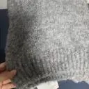 제가 좋아하는 디자인과 니트류네요~ 좋습니다.
늘어날까