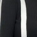 검정색 넘. 예쁘네요원단도좋고
디자인도 쏙 맘에들어요
