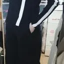 배송너무 오래 걸림
쫄리는 니트티가 아니라 편하게  잘