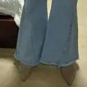 편하긴 합니다. 신축성도 스웨이드 치고 괜찮구요. 정사