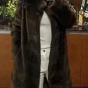 컬러 고민 마니 했는데 너무 가볍고 따뜻하고 
브라운 