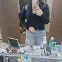 어깨트임이 멋스럽네요
옷이 좀 까끌해서 피부에 닿는 느