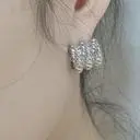 라방보는데 줄로그 옷에 귀걸이가 너무 잘 어울려서
같이