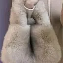 라방보는데 저 귀여운 가방은 뭐지했거든요 ㅋ
판매하신다