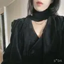 얇은 벨벳 아니고 아주 두툼한 벨벳 원단이고 힘이 있습