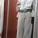 보온성이 아주 뛰어나요 . 디테일도 훌륭하고 벨소매좋아