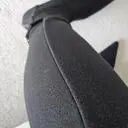 도톰하고 탄탄하면서도 편해요.
하이웨스트라 배도 잡아주