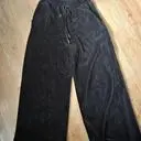 세트로 해서 진짜 잘 입어지고 너무 편해요~
재질도 괜