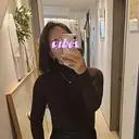 너무 튀면 어쩌나했는데 부담스럽지 얂아요~~
색이 고급