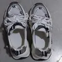 이쁜데 편하기까지
키가 훌쩍 커졌어요
높은굽 잘못 신으