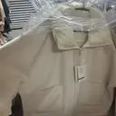 뽀얀 아이보리 컬러가 넘나 깔끔해요… 목부분 패딩이나 