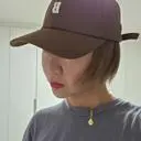 브라운색상이 특이해서 구입했는데.. 개성있어 보이고 좋