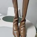 가죽도 부드럽고 착용했을때 핏도 이뻐요.
5cm굽이라 