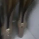 세일할때 잘구매했어요

무난하고 굽대비 편합니다   잘