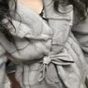 그레이 퍼 흔하짖않아서 좋아요
벨트는 떼어버렸어요
사이