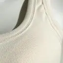 따숩고 보드랍네요
캡이 내장되어 편하고요
요즘 이너로 