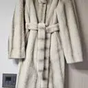 부드럽고 스타일리쉬하고 가격도 적당해서
겨울에 따뜻하면