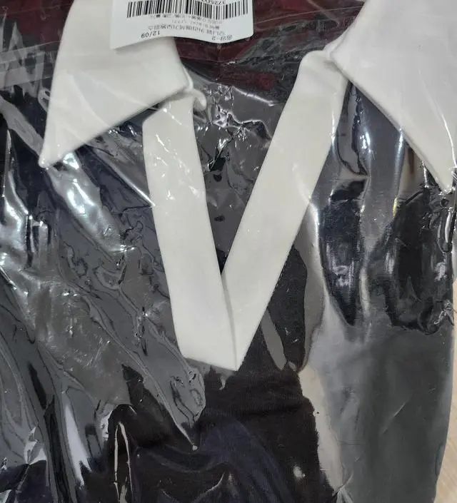 모나퍼 디자인 엄청 좋아합니다. 뒷트임보다 옆트임 선호하는데 모나페가 딱 좋습니다.