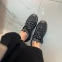 블랙250
원래믄235신어요 키높이는250이 좋아요 
