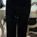 너무날씬해보이고 다리도길어보여요
세로옆선두줄이 틀어가잇