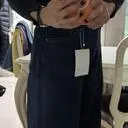 벨벳 소재가 잘못입으면 번들거리고 촌스러워보이는데
줄로