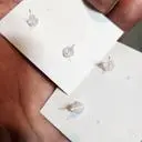 어디에나 잘어울려서 데일리로 쓰고 있는 귀걸이 침이 빠