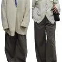 꽤나 도톰하고 탄탄해요~ 기모라 따뜻하고 신축성도 있네