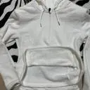 원단에 털이 포실포실 살아잇는 기모여서
또 다른 느낌의