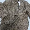 과하지 않은 레오파드 자켓이네요
가벼워서 좋아요~
안감