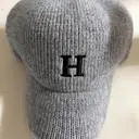 화이트색상구매후  작년에 너무예쁘게 잘쓰고 다녀서 올해