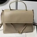 블랙색상들고 이리저리 데일리룩에 막들고다녓는데 다들명품