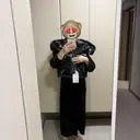 쓰리웨이 디자인이라 활용도가 높아요. 광택이 있는 소재