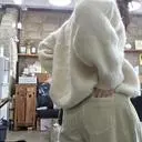 옷이요
한덩치하는 제게도 커요
그만큼 여유있는 옷이라 