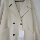 실물받아보니 고급스럽고 루즈핏이라 편합니다
팔부분이 루