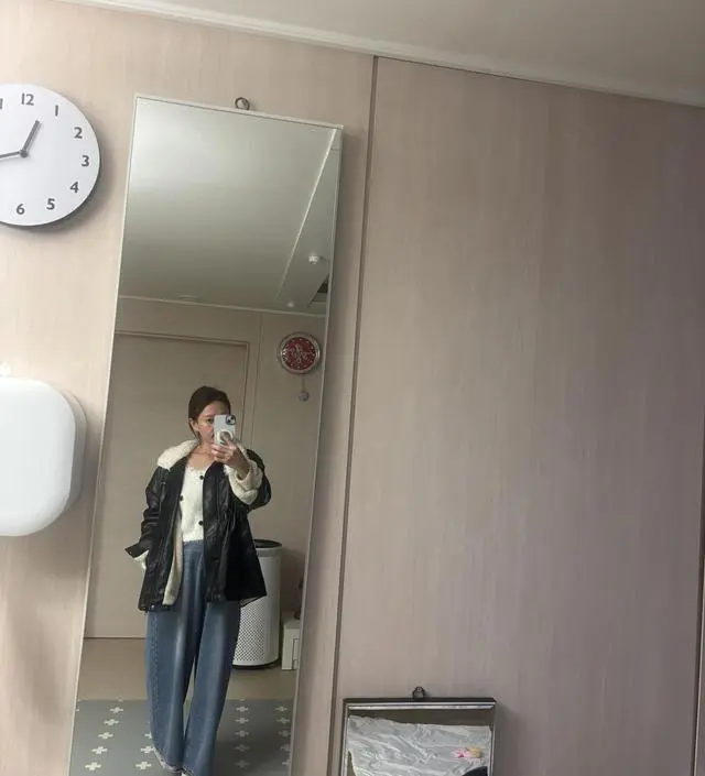 완전 데일리~~안감소재이며 넥선퍼가 완전 신의한수 
