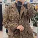 오버핏 별로 좋아하지않는데 이 쟈켓은 넘 멋스럽고 맘에