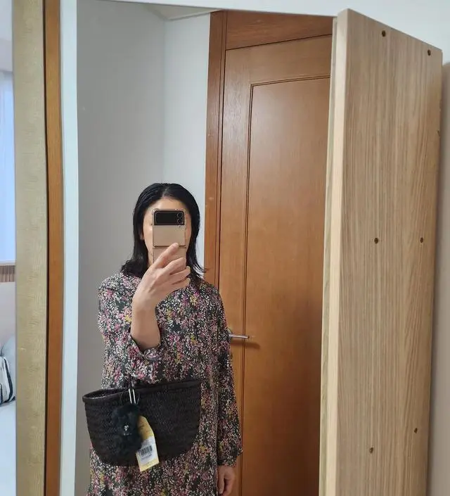 친구덕에 드레곤백을 알고 트리플점프미니구매했어요 모든계절 들고싶어서 다크브라운과
