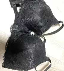 너무 이뻐요 촌스러워 보이지도 않고 그냥 무난한것도아니고 고급스러워보여서 맘에 듭